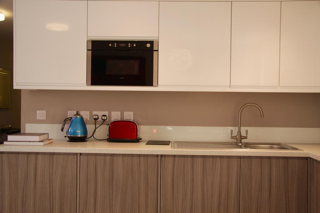 Lux Living Apartments - Florian House CBG Exterior foto