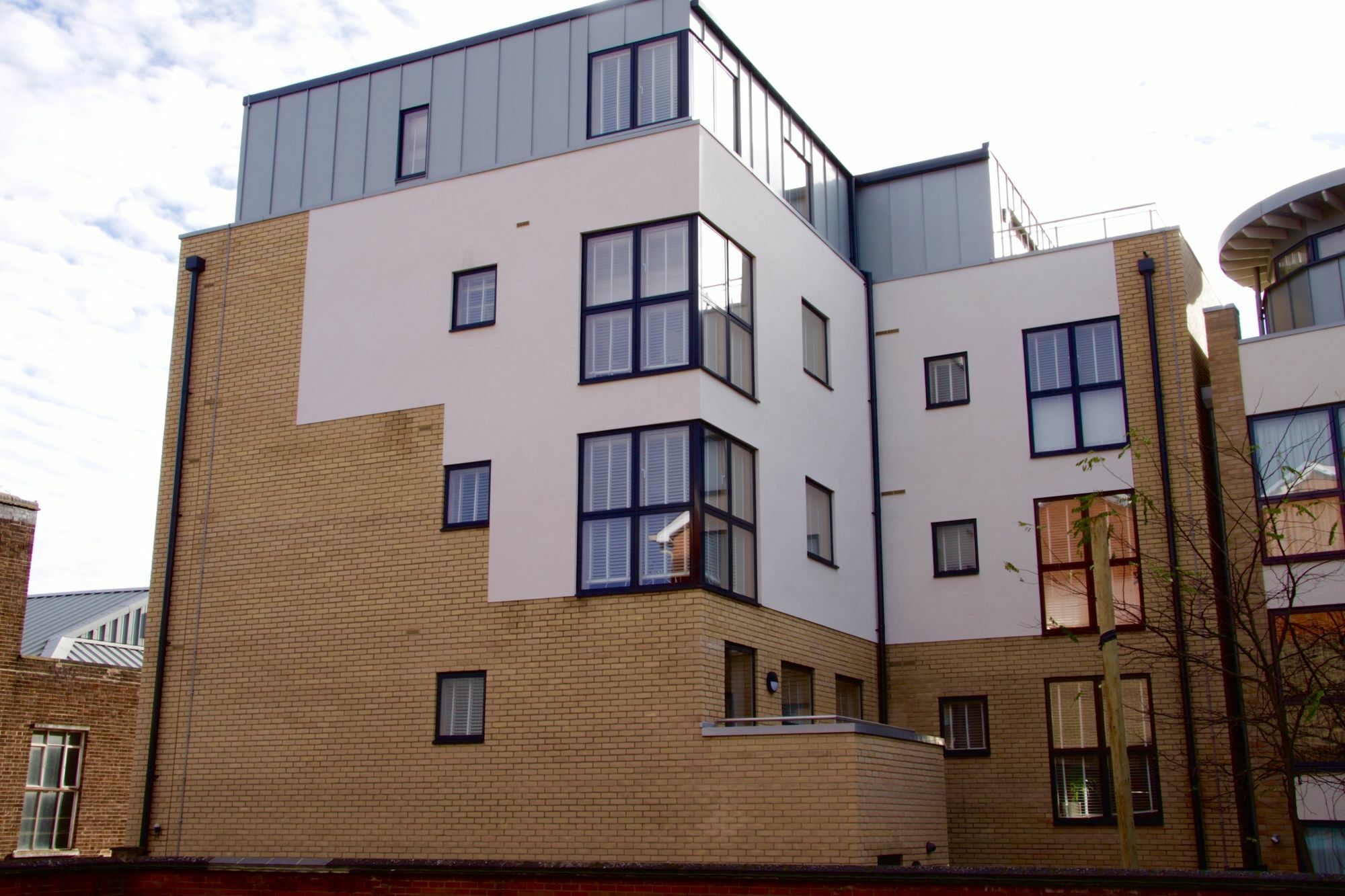 Lux Living Apartments - Florian House CBG Exterior foto